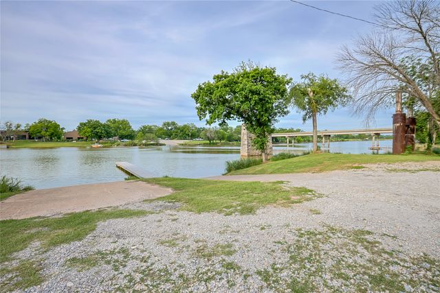 111 Songwood Drive, Weatherford, TX 76087