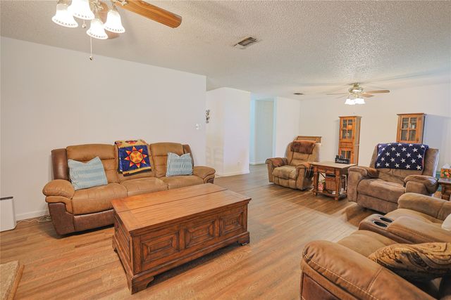 111 Songwood Drive, Weatherford, TX 76087