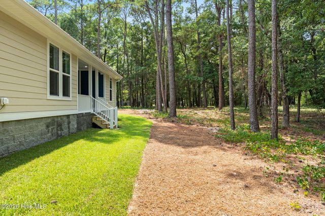 798 Mallard Court SE, Bolivia, NC 28422