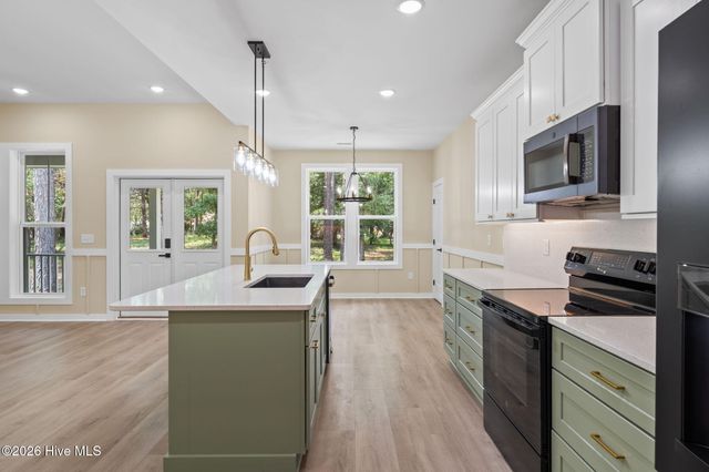 798 Mallard Court SE, Bolivia, NC 28422