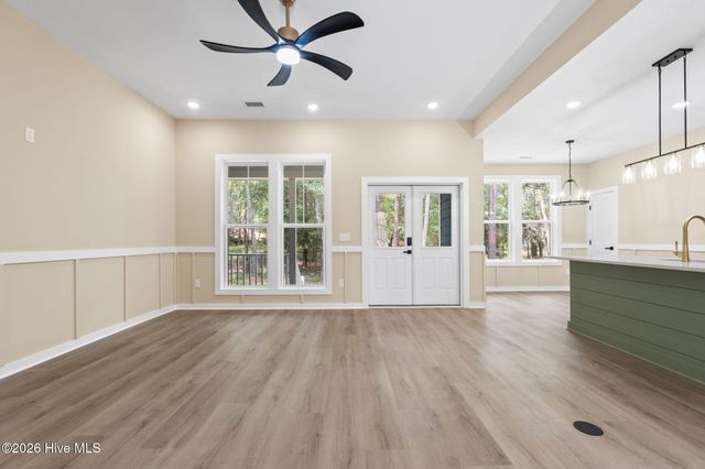 798 Mallard Court SE, Bolivia, NC 28422