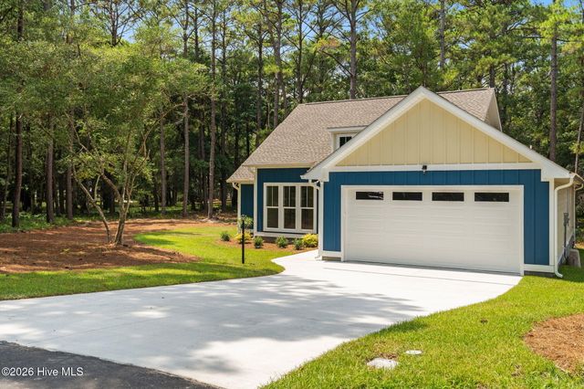 798 Mallard Court SE, Bolivia, NC 28422