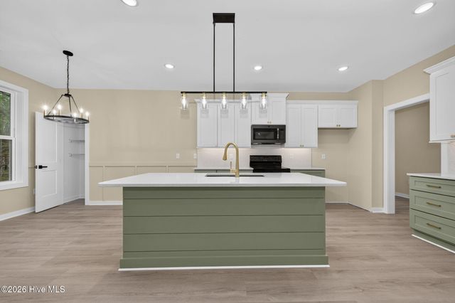 798 Mallard Court SE, Bolivia, NC 28422