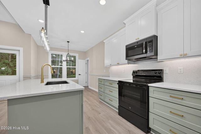 798 Mallard Court SE, Bolivia, NC 28422