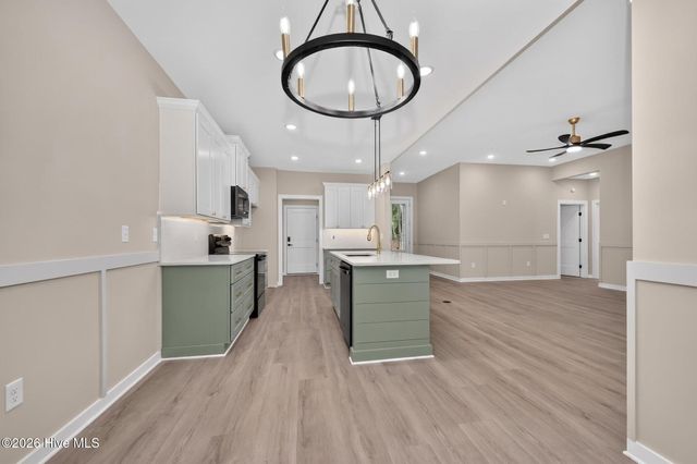 798 Mallard Court SE, Bolivia, NC 28422