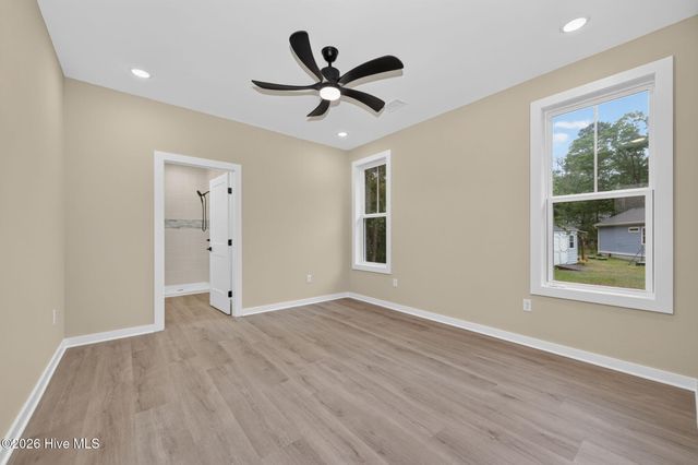 798 Mallard Court SE, Bolivia, NC 28422