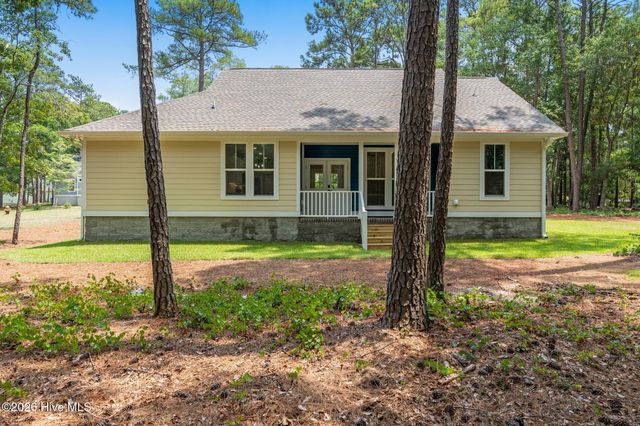 798 Mallard Court SE, Bolivia, NC 28422
