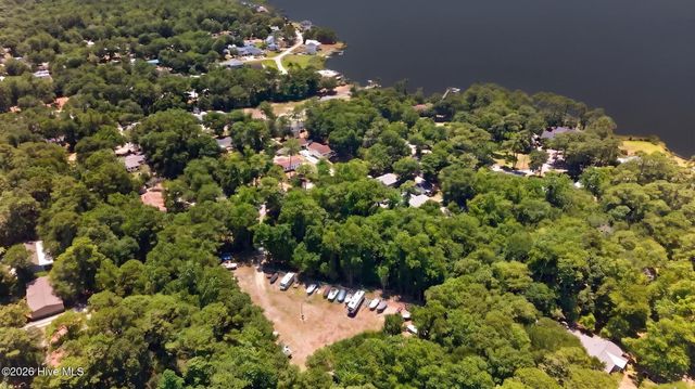 798 Mallard Court SE, Bolivia, NC 28422