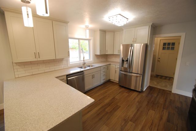 2301 Birchcrest Drive, West Branch Twp, MI 48661