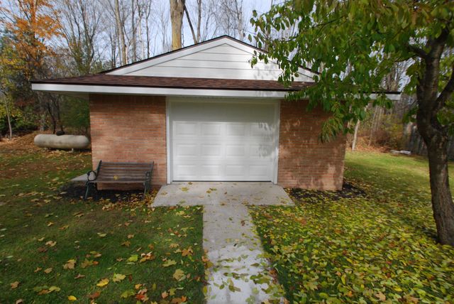 2301 Birchcrest Drive, West Branch Twp, MI 48661