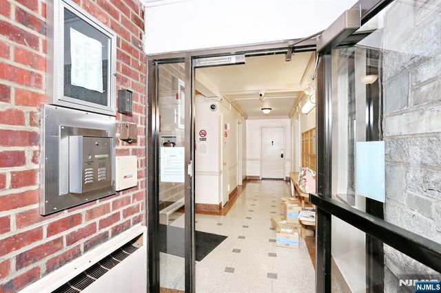 3021 Edwin Avenue 5F, Fort Lee, NJ 07024