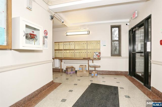 3021 Edwin Avenue 5F, Fort Lee, NJ 07024