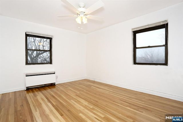 3021 Edwin Avenue 5F, Fort Lee, NJ 07024