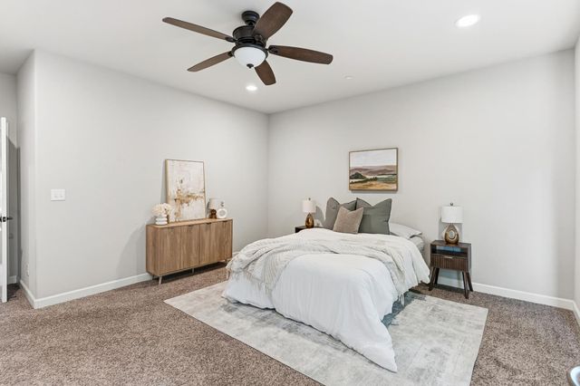 2208 Mesa, Clovis, CA 93611