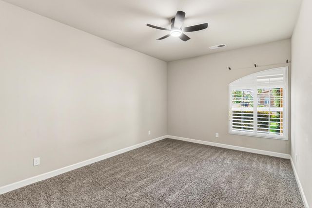 2208 Mesa, Clovis, CA 93611