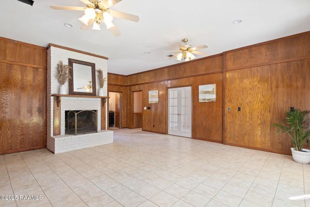 209 Hermitage Avenue, Lafayette, LA 70503