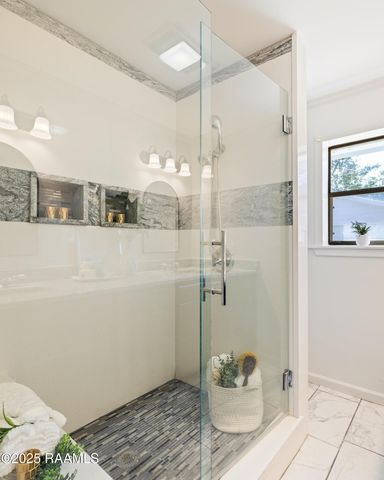 209 Hermitage Avenue, Lafayette, LA 70503