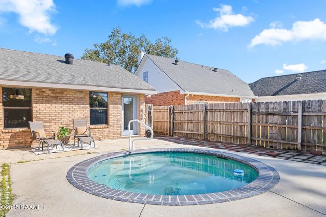 209 Hermitage Avenue, Lafayette, LA 70503