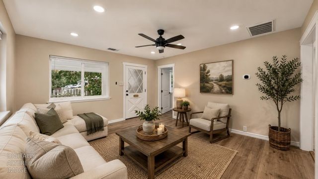 764 River Ave, Oakdale, CA 95361