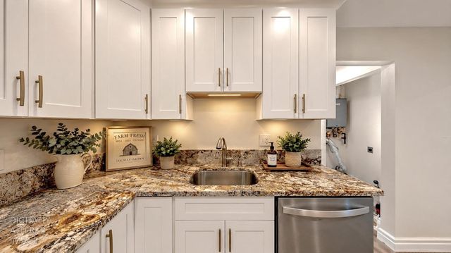 764 River Ave, Oakdale, CA 95361