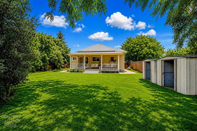 764 River Ave, Oakdale, CA 95361
