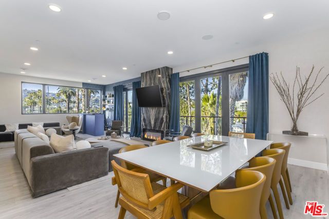 137 N Doheny Drive 3, Los Angeles, CA 90048