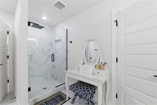 304 SW Gunison Cove, Bentonville, AR 72712
