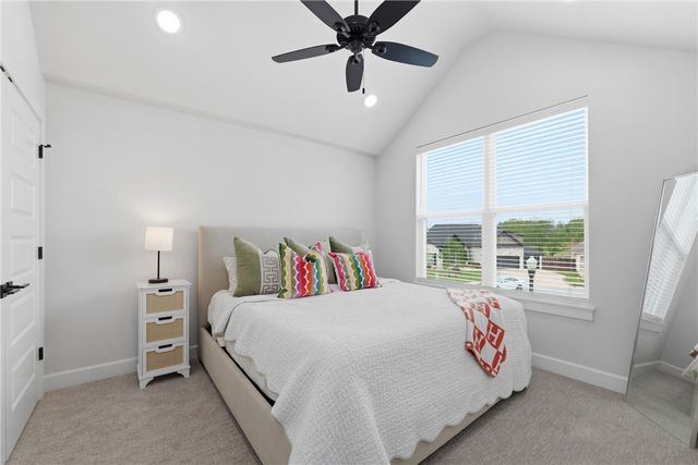 304 SW Gunison Cove, Bentonville, AR 72712