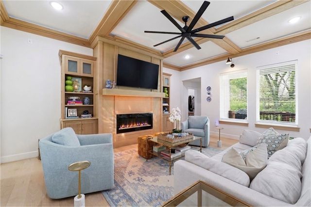 304 SW Gunison Cove, Bentonville, AR 72712
