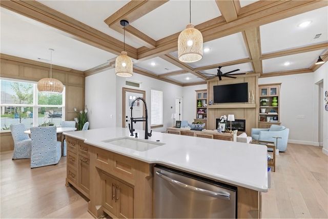 304 SW Gunison Cove, Bentonville, AR 72712