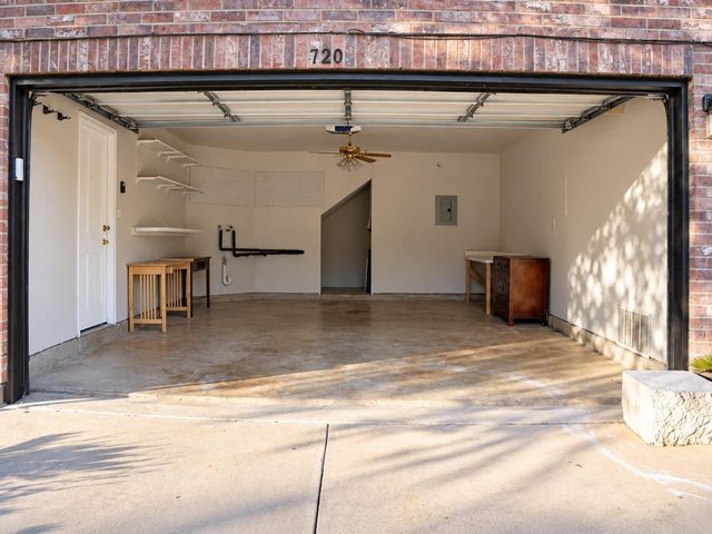 720 Justeford DR, Pflugerville, TX 78660