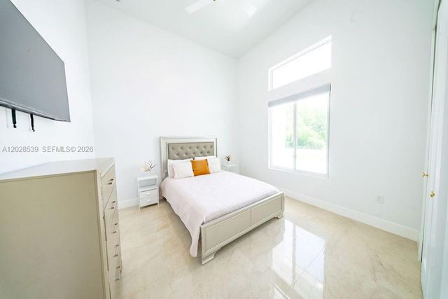 192 Herron Rd, North Fort Myers, FL 33903
