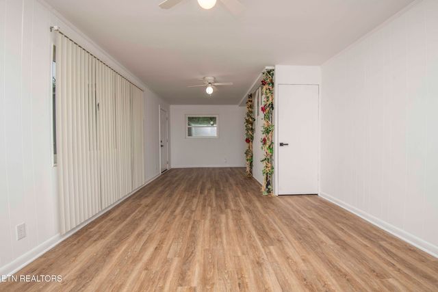 600 W Ridgecrest Drive, Kingston, TN 37763