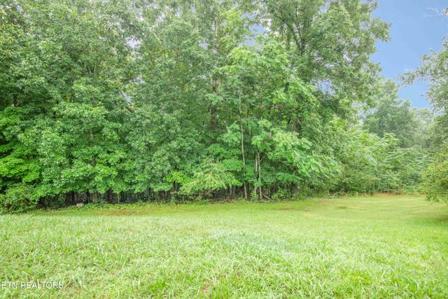 600 W Ridgecrest Drive, Kingston, TN 37763