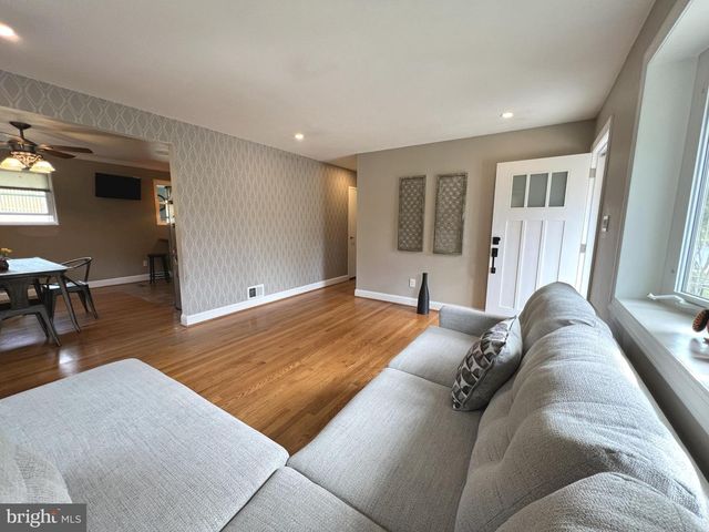 1001 GABEL ST, Silver Spring, MD 20901