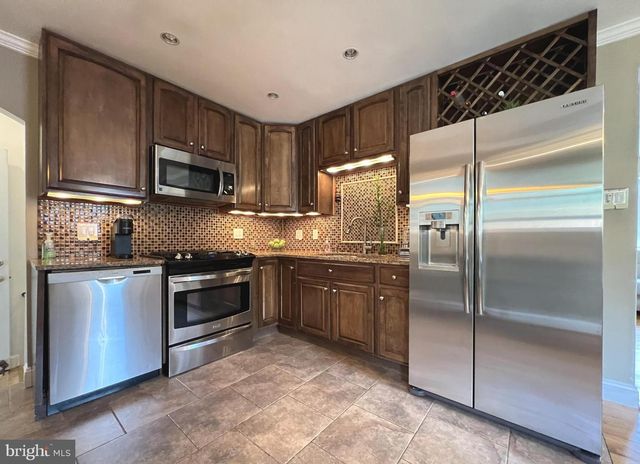 1001 GABEL ST, Silver Spring, MD 20901