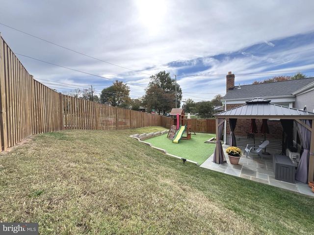 1001 GABEL ST, Silver Spring, MD 20901