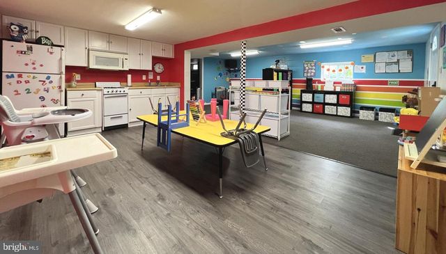 1001 GABEL ST, Silver Spring, MD 20901