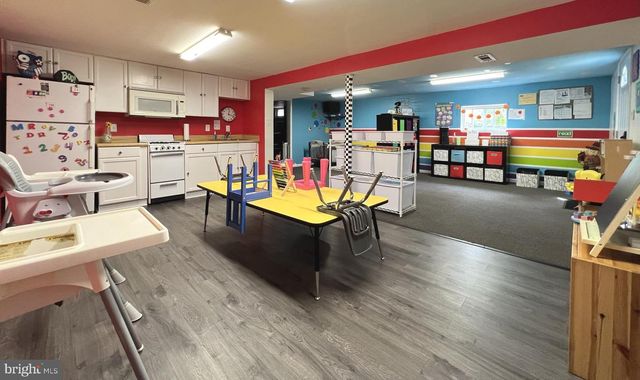 1001 GABEL ST, Silver Spring, MD 20901