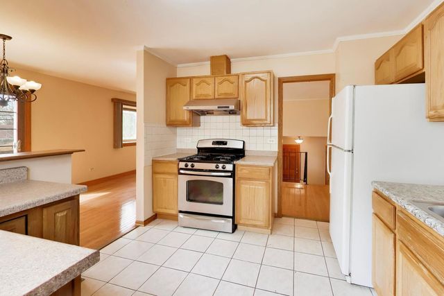 1101 Hunter Street, Lombard, IL 60148