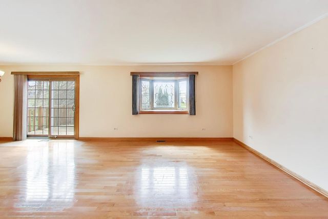 1101 Hunter Street, Lombard, IL 60148