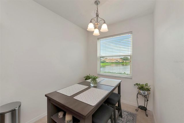 3426 PARKRIDGE CIRCLE 34-105, Sarasota, FL 34243