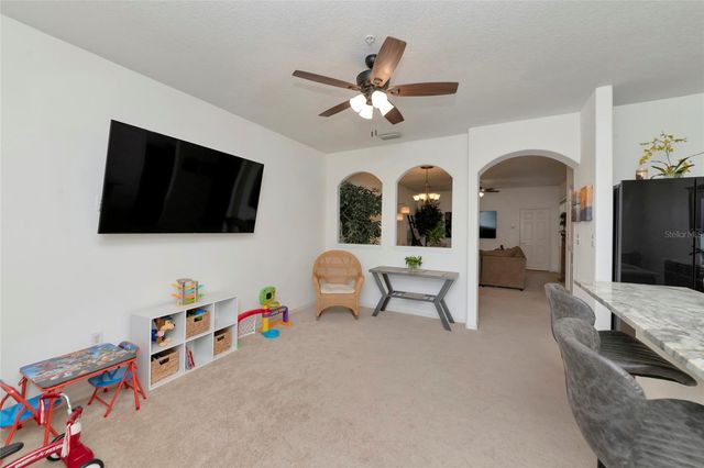 3426 PARKRIDGE CIRCLE 34-105, Sarasota, FL 34243