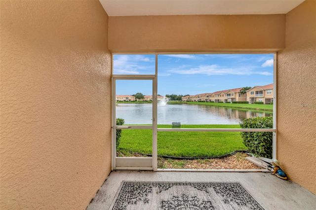 3426 PARKRIDGE CIRCLE 34-105, Sarasota, FL 34243