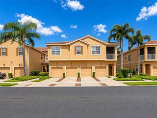 3426 PARKRIDGE CIRCLE 34-105, Sarasota, FL 34243