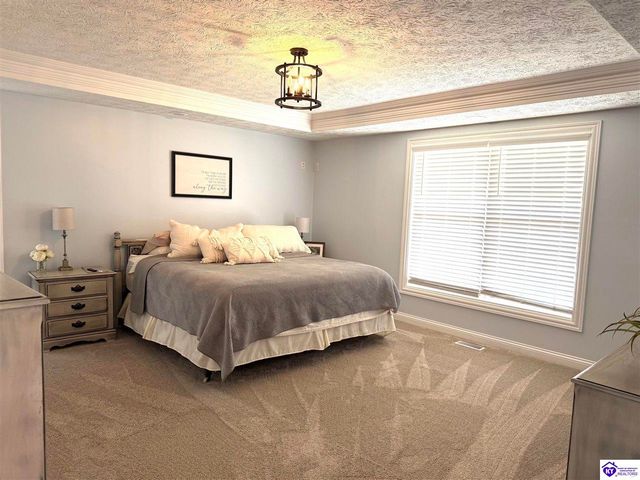 1922 Tonieville Road, Hodgenville, KY 42748