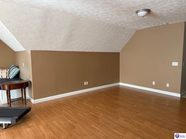 1922 Tonieville Road, Hodgenville, KY 42748