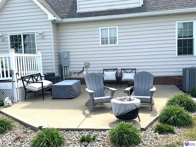 1922 Tonieville Road, Hodgenville, KY 42748