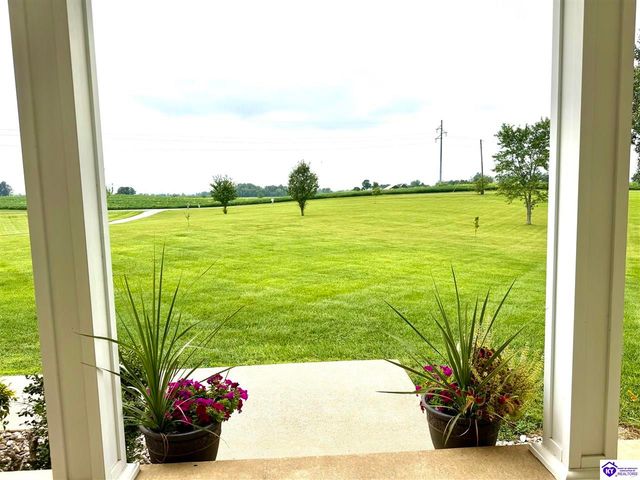 1922 Tonieville Road, Hodgenville, KY 42748