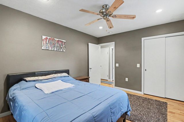 2056 Arnold Avenue SW, Wyoming, MI 49418